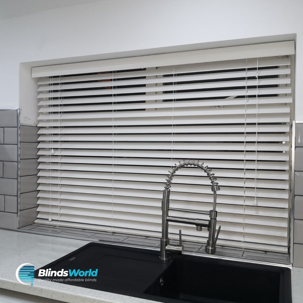 Venetian blinds in a modern dining area